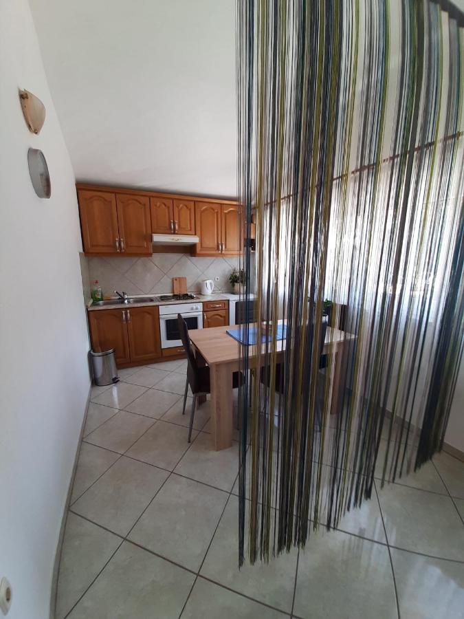 Apartments Ivanka Starigrad Paklenica Exterior photo