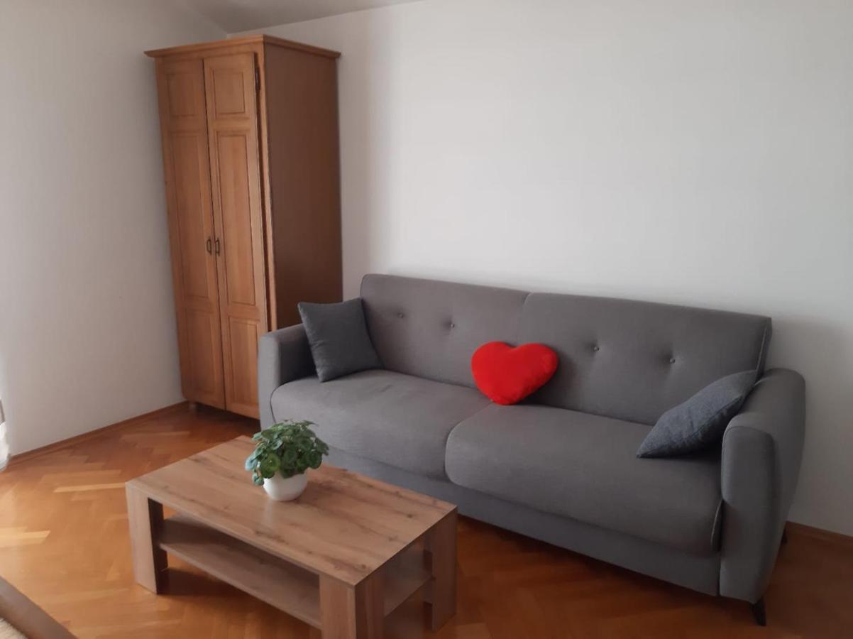 Apartments Ivanka Starigrad Paklenica Exterior photo