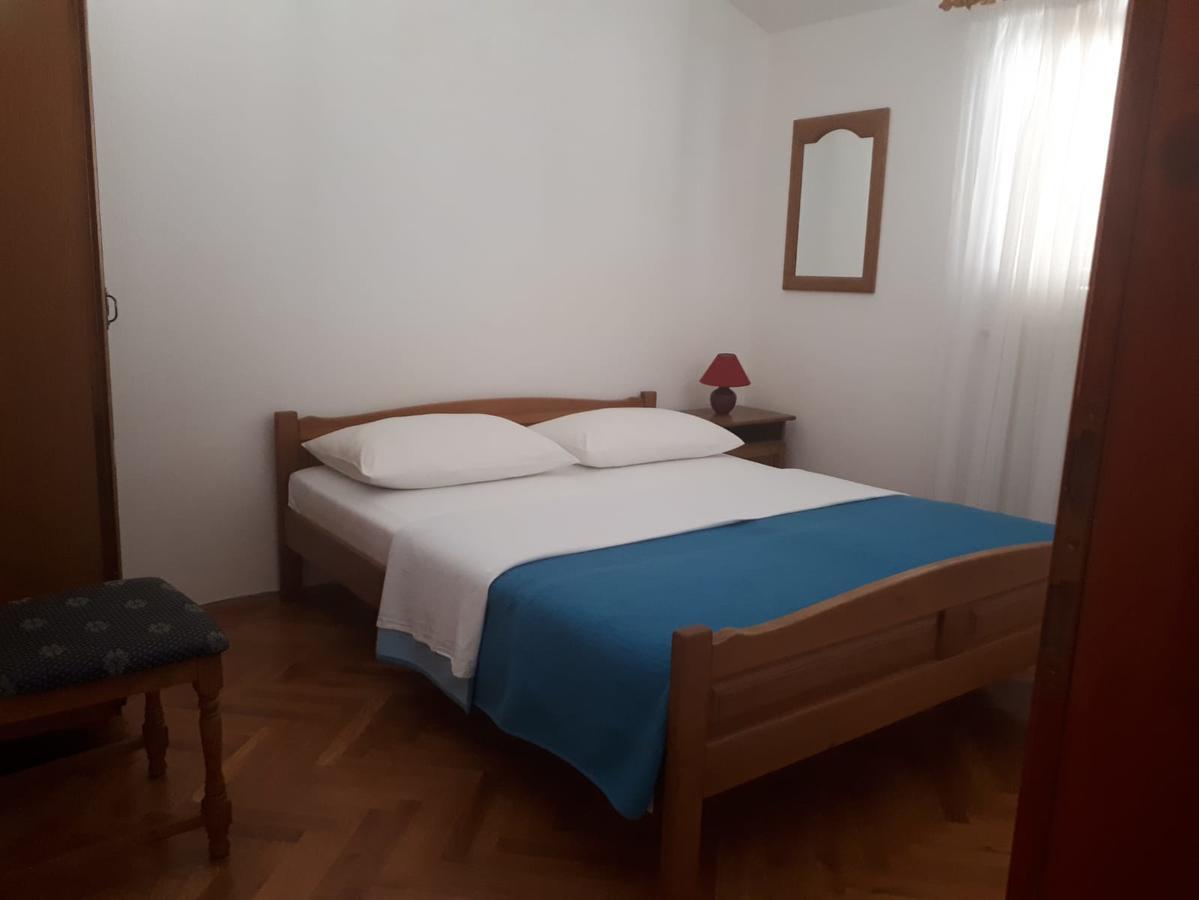 Apartments Ivanka Starigrad Paklenica Exterior photo